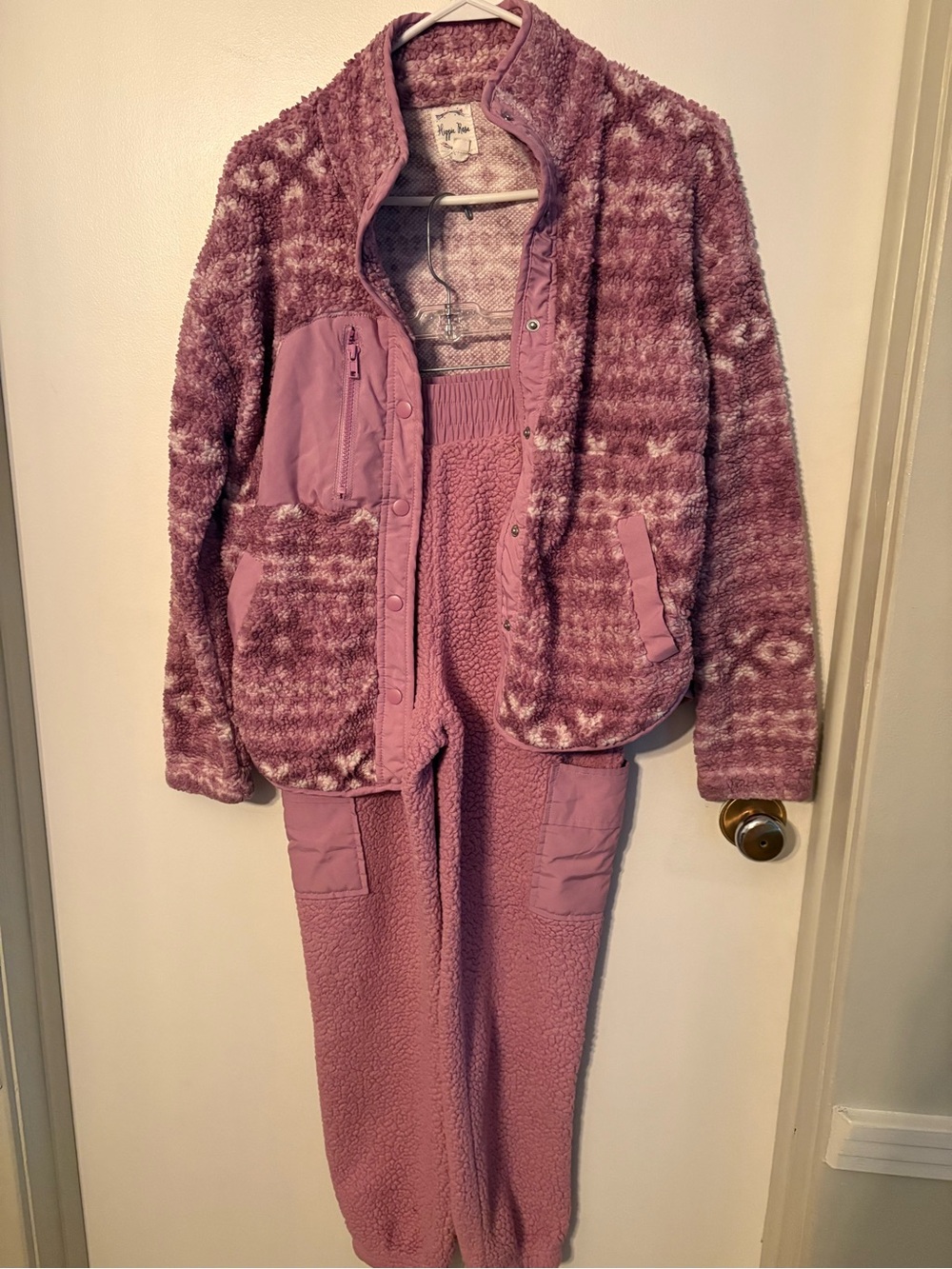 Hippie Rose Juniors Pink Patterned Sherpa 2piece outfit